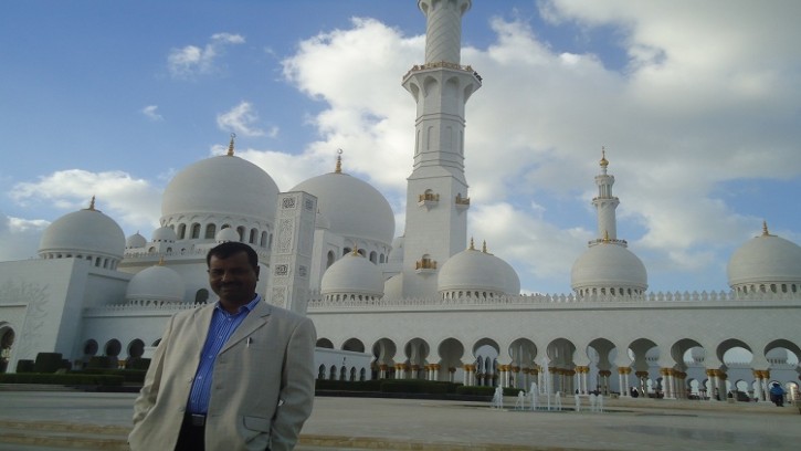 বিশ্বের বৃহত্তম গালিচার মসজিদ