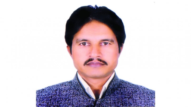 হকার থেকে কোটিপতি পলিথিন জাকির!