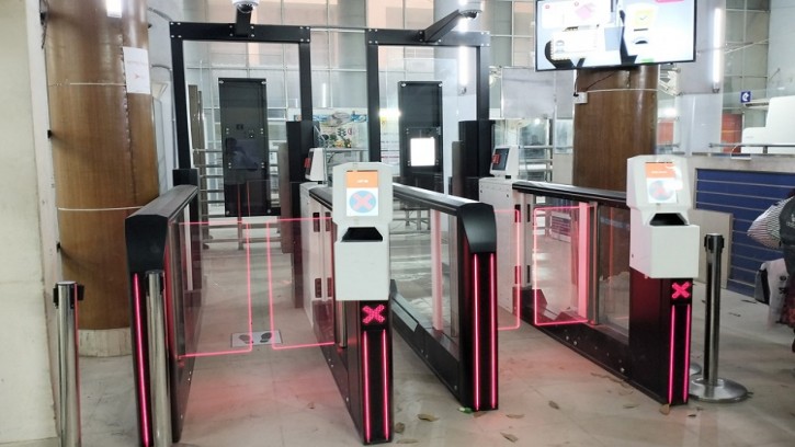 বেনাপোলে দেশের প্রথম ইলেকট্রনিক গেট, যাত্রী পার হবে মাত্র ৪০ সেকেন্ডে