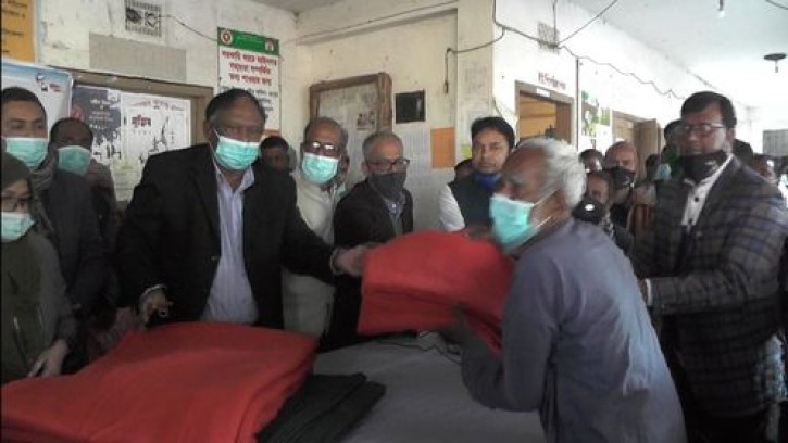 আলুর ন্যায্যমূল্য নিশ্চিতে রপ্তানির পদক্ষেপ নেওয়া হয়েছে